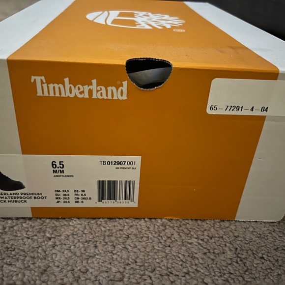Timberland Boots - Picture 3 of 4